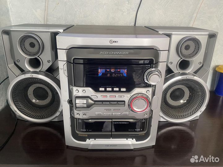 Музыкальный центр