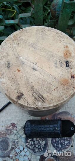 Сосуд керамический старинный. Дно д.20.в.32.г.д.11