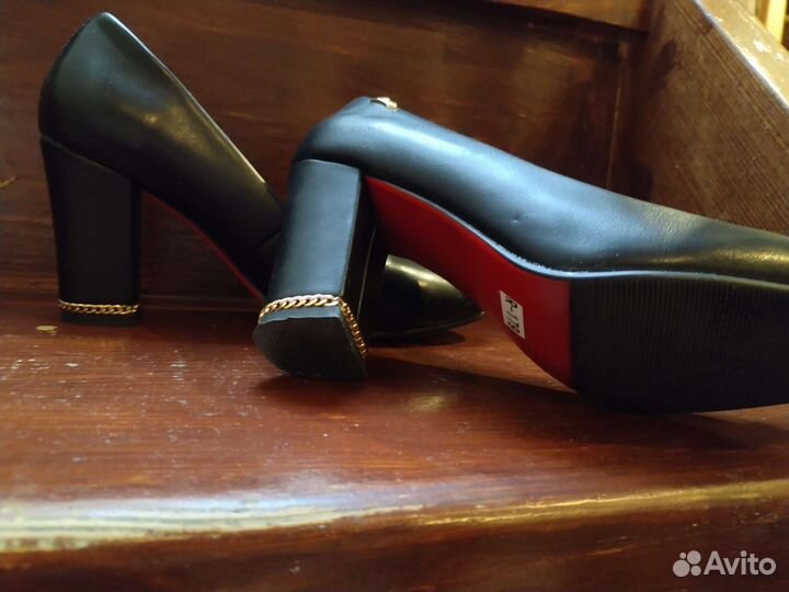 Туфли женские 39 размер
