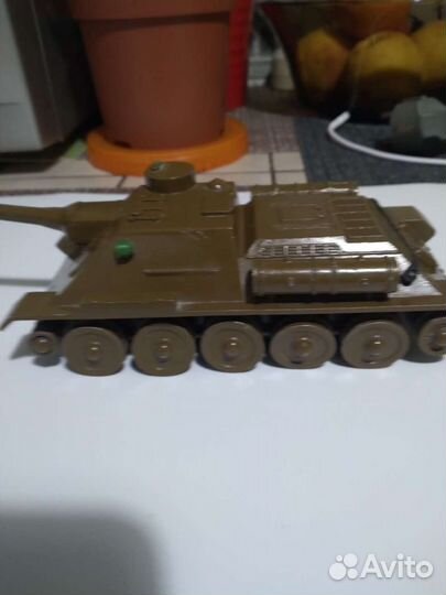 Танк су - 100 СССР