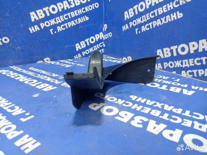 Крепление заднего бампера Mitsubishi Outlander Xl