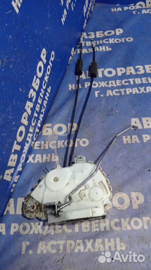 Передний левый замок двери Honda Fit хэтчбек 2012