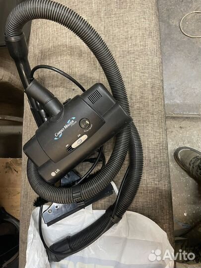 Пылесос моющий LG