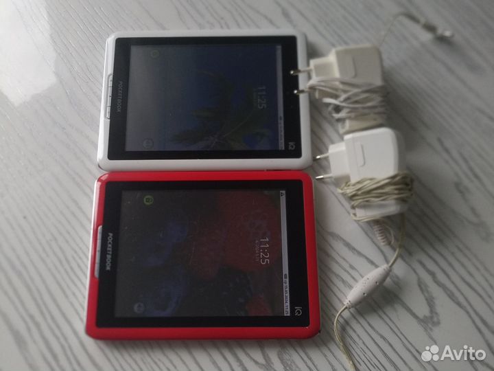 Электронная книга IQ701