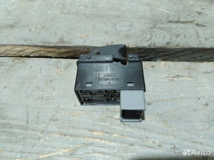 Кнопка стеклоподъемника Chevrolet Lacetti