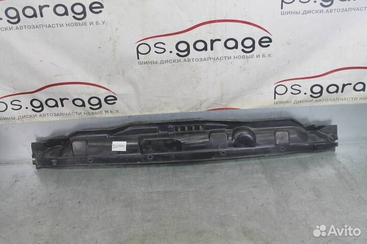 Решетка стеклооч. (планка под лобовое стекло) Fo