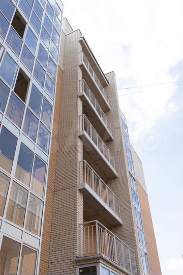 2-к. квартира, 69,1 м², 1/6 эт.