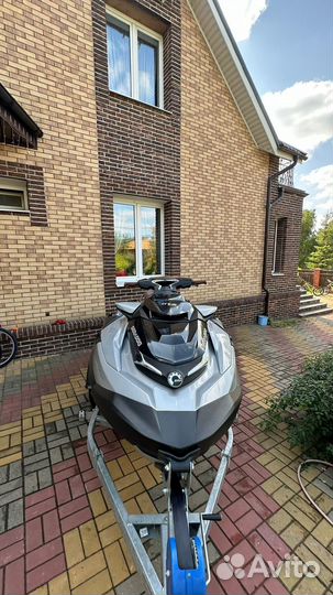 Гидроцикл BRP GTX300