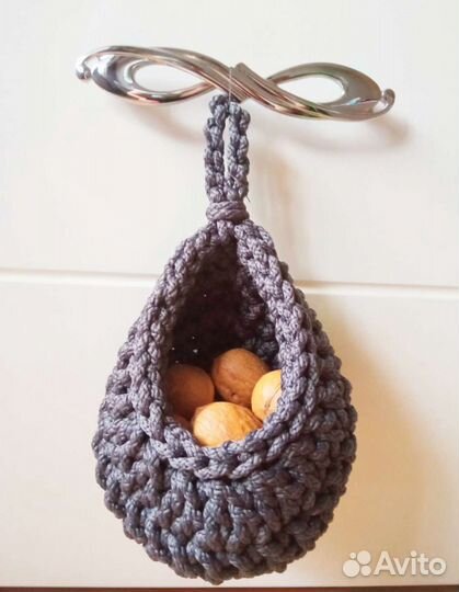 Вазянное кашпо, хранение овощей, орехов