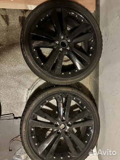 Pirelli Sottozero Winter 240 255/55 R20 и 285/30 R20