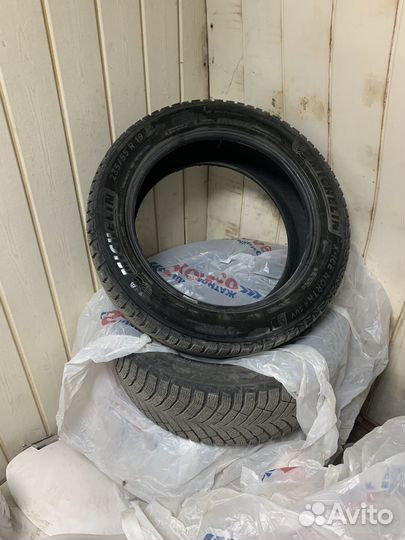 Michelin X-Ice North 4 SUV 235/55 R19 105