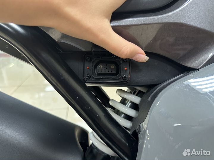 Электромотоцикл Стрит Хантер