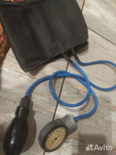 Тонометр на выбор