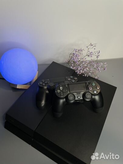 Sony ps 4 Fat (500 g.) + 600 игр + 2 джойстика