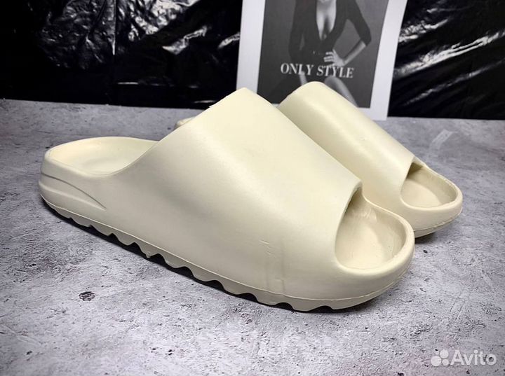 Сланцы adidas yeezy slide