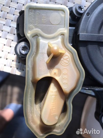 Маслоотделитель с трубкой отработанных газов