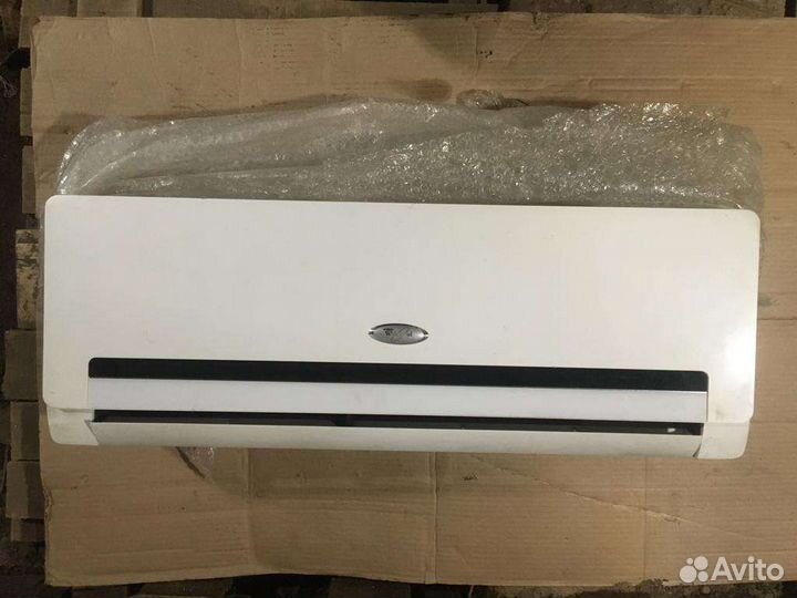 Кондиционер Whirlpool AMD 301