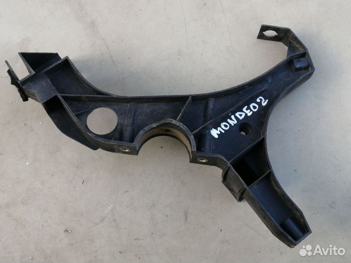 Кронштейн левый для Ford Mondeo II 1996-2000