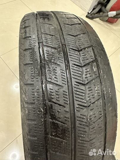 iLink Winter IL868 215/55 R17 98V