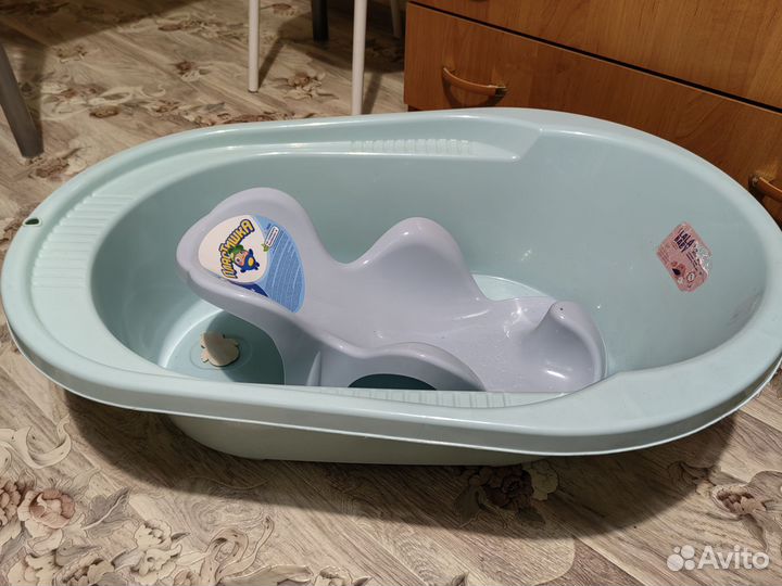 Ванночка для купания новорожденного