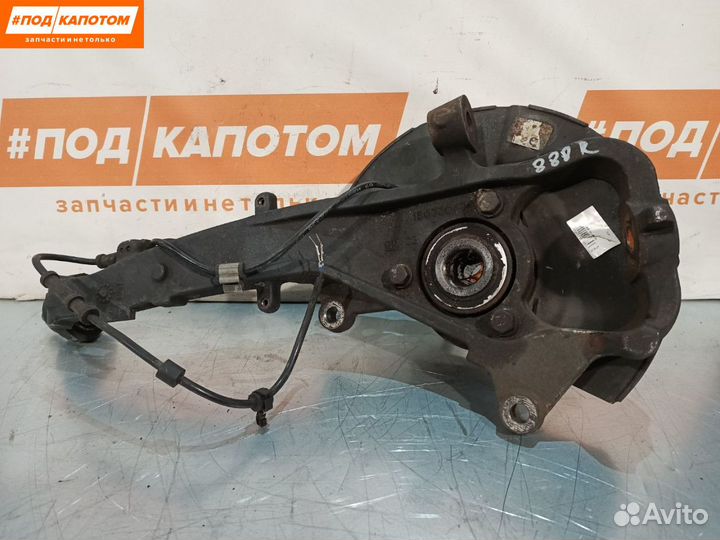 Кулак передний правый Chevrolet TrailBlazer 2003