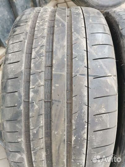 Michelin Pilot Super Sport 245/35 R19