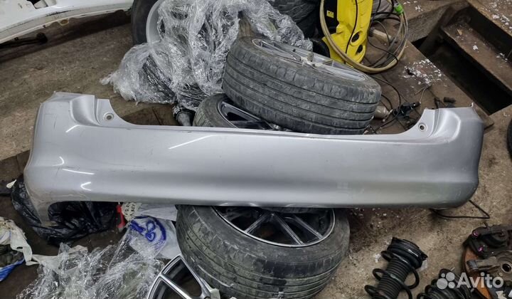 Бампер задний Fielder