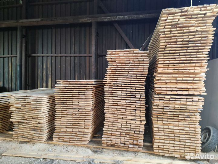Доска обрезная естественной сушки.дисковый распил