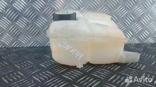 Бачок расширительный ford focus 3 (DNK44NP01)