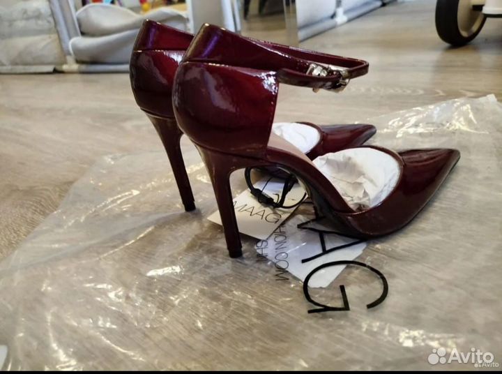 Туфли на шпильке Maag 36