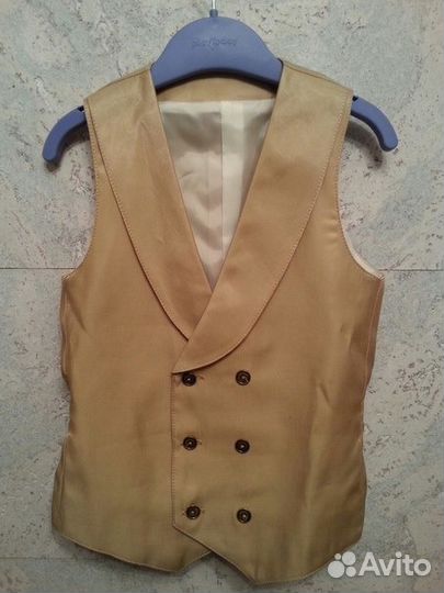 Нарядная жилетка для мальчика р. 116