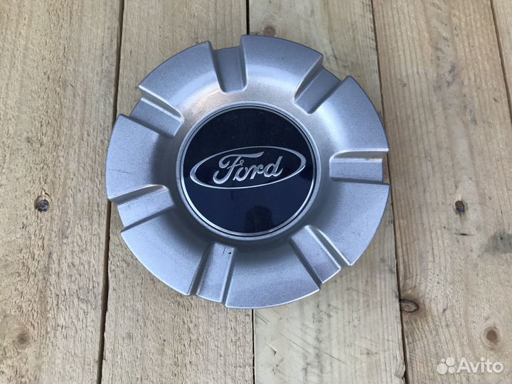 Колпак литого диска Ford 3M511130EA