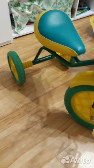 Велосипед Зубренок трехколесный