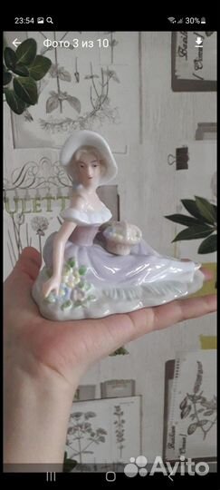 Фарфоровая статуэтка девушка в шляпке гдр редкая