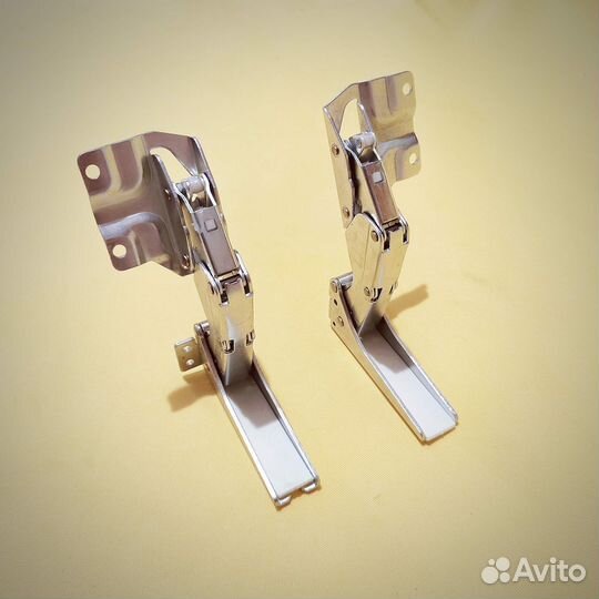 Петли холодильника Bosch