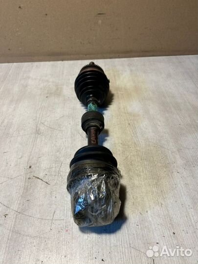 Привод передний левый Hyundai Santa Fe