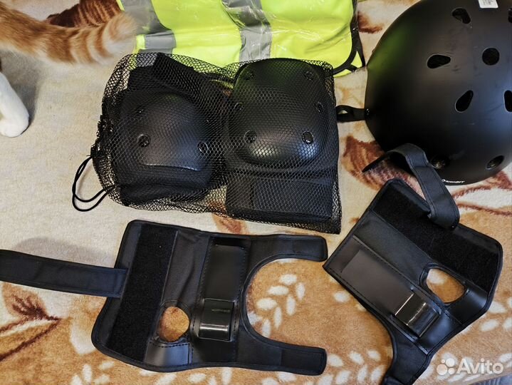 Комплект защиты детский для самоката, роликов