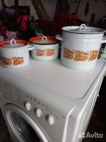 Набор кастрюль