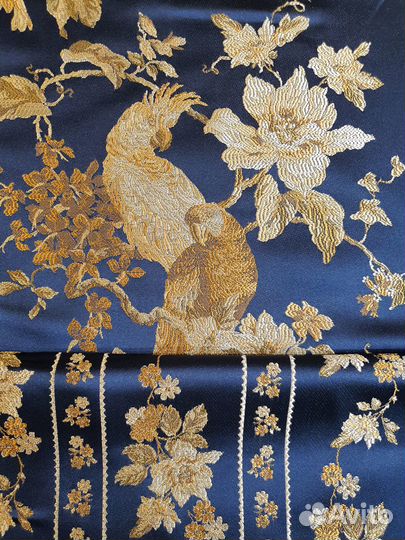 Ткань жаккард Попугаи на синем