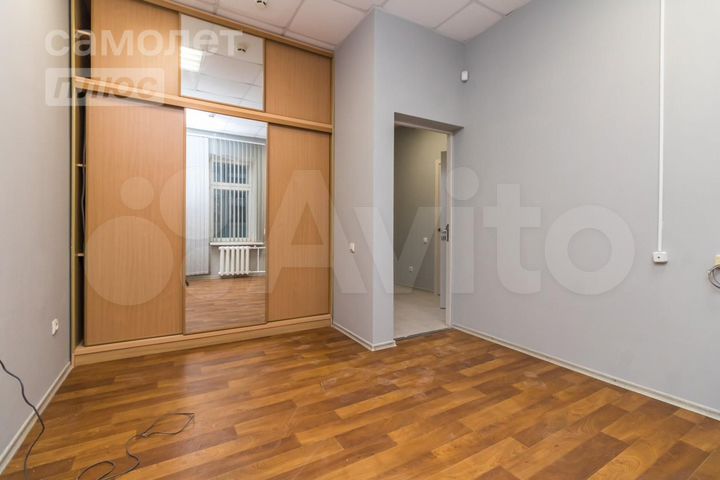 4-к. квартира, 163 м², 2/9 эт.