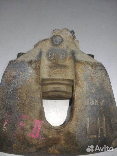 Суппорт передний левый Ford Focus 2