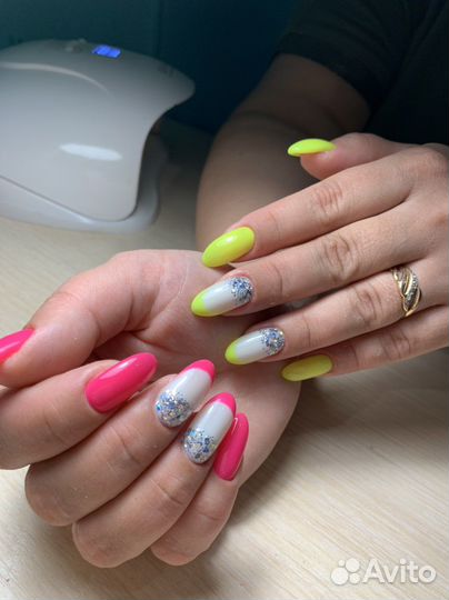 Маникюр, педикюр гель-лак
