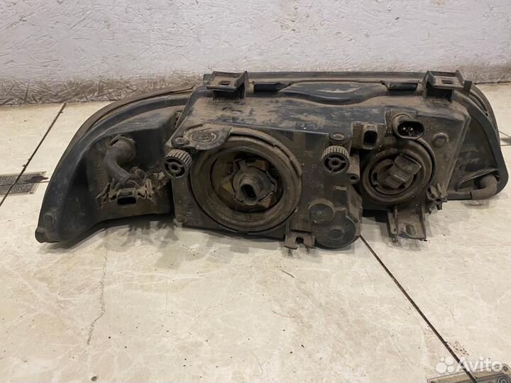 Фара передняя левая BMW E39