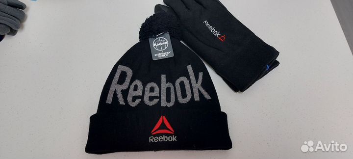 Мужская шапка зимняя Reebok c помпоном на флисе