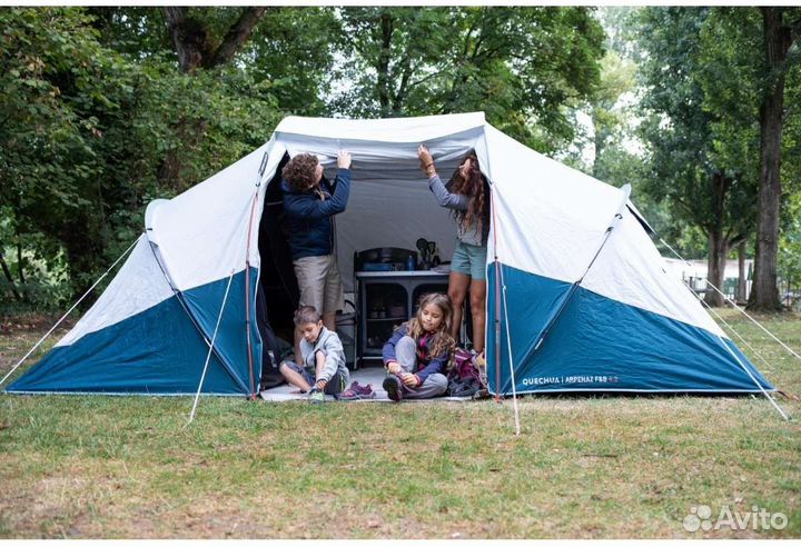 Палатка Quechua Arpenaz 4.2 Fresh and Black