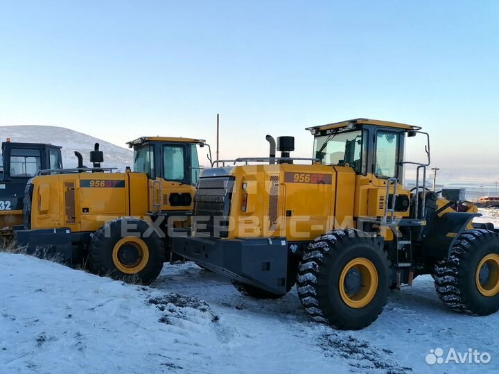 Фронтальный погрузчик Beezone 956GT, 2023