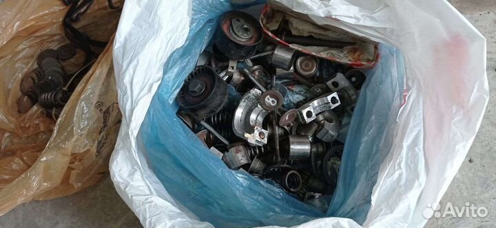 Запчасти двигателя Форд Фокус 2 1,6