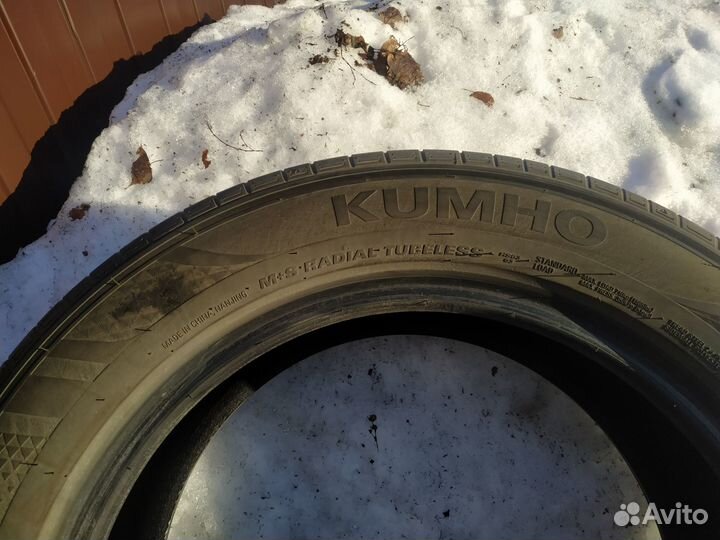 Kumho Solus HS63 215/60 R17 96H