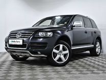 Volkswagen Touareg 3.2 AT, 2006, 225 622 км, с пробегом, цена 988 000 руб.