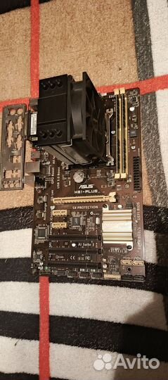 Продам Комплект от Intel бу